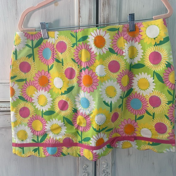 2 lilly Pulitzer skirts each $58 please indicate which one - Picture 3 of 5